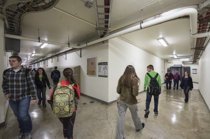 Students, faculty and staff walking in the Wright State tunnel system