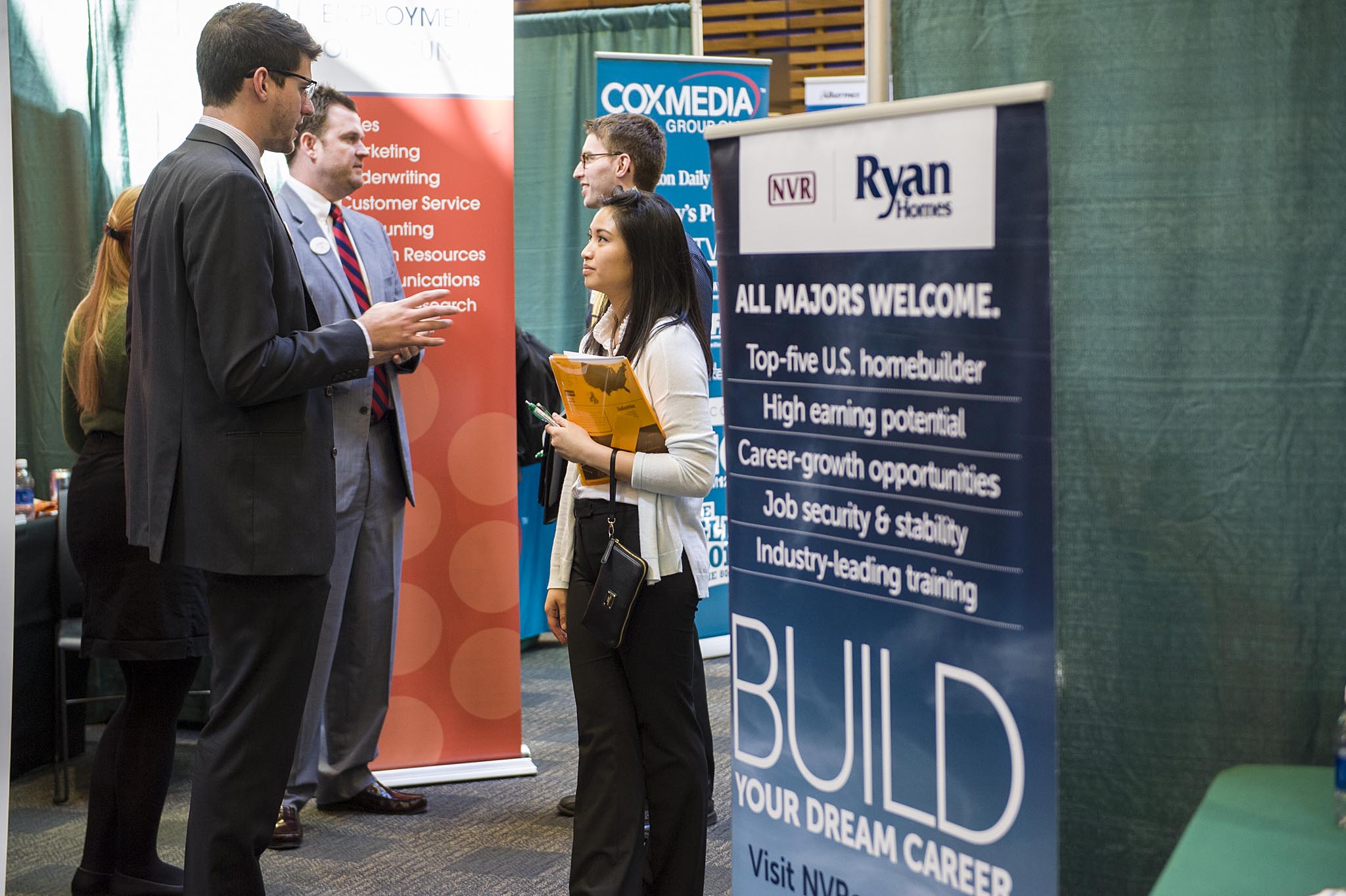 Wright State Newsroom Hundreds turn out for Career Fair Spring 2016 « Wright State University